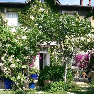  Bed & Breakfast Les Petits Poissons France
